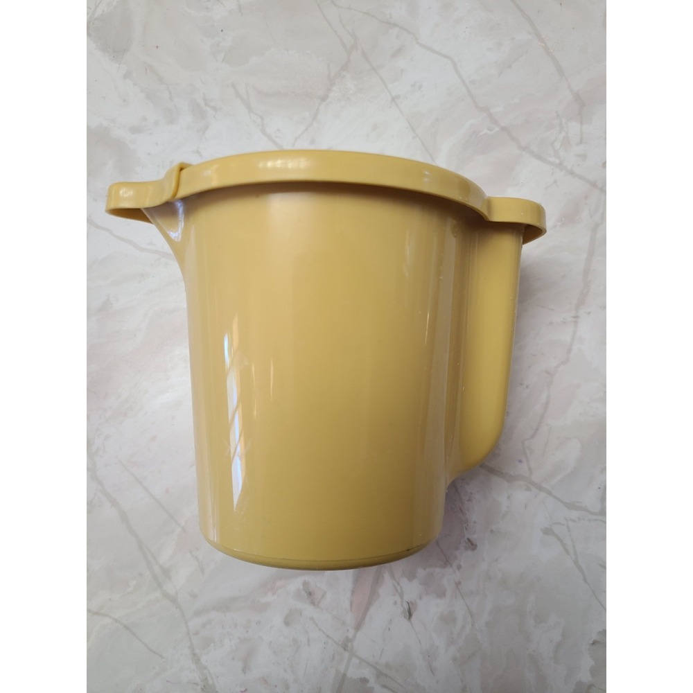 Vintage Tupperware Yellow Creamer Dispenser 574-11 Flip Top Lid